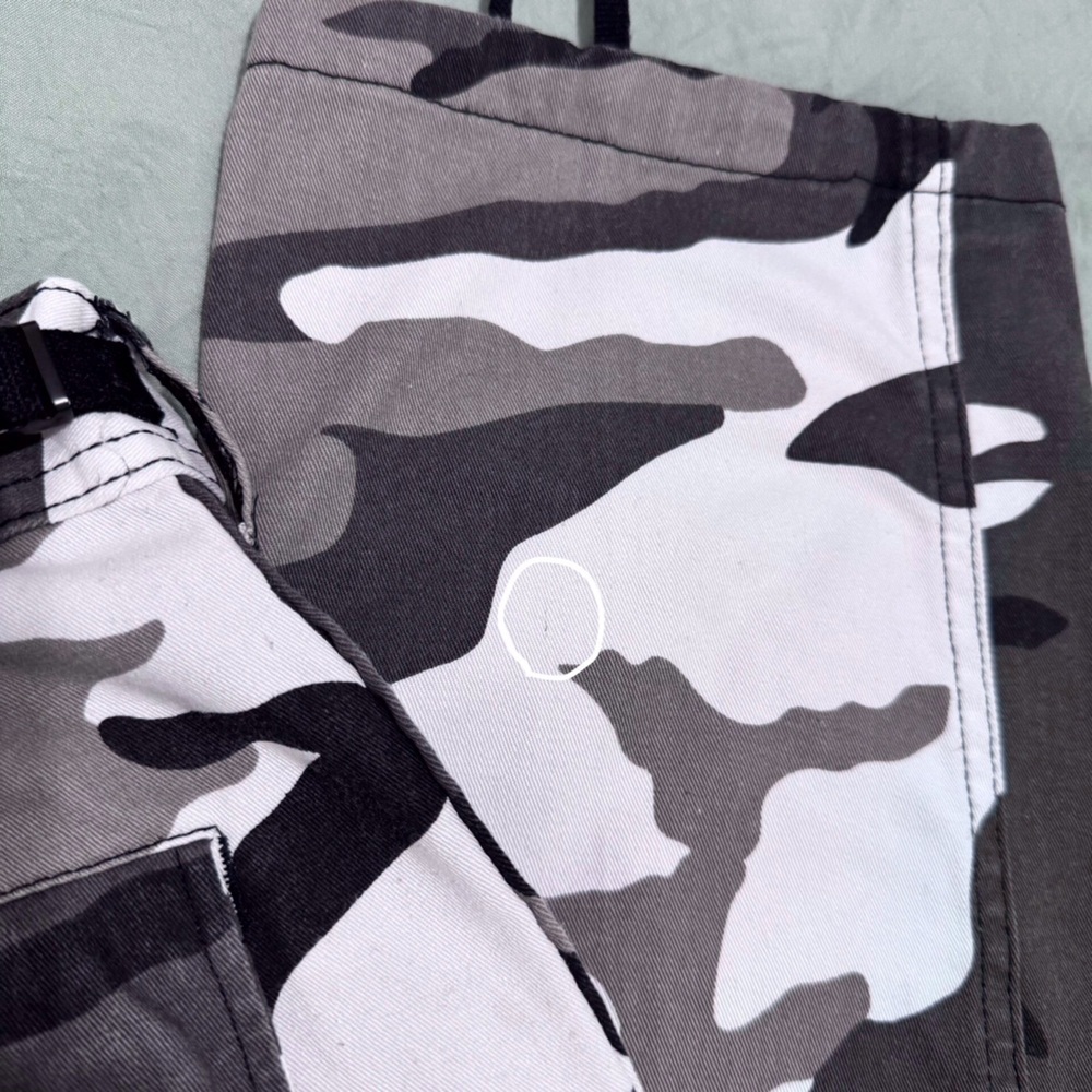 RothCo B. D. U Camo Cargo Pants High Rise Size Small Regular - Picture 7 of 12